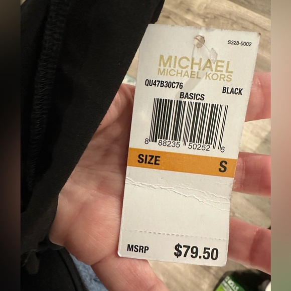 Michael Kors Women’s black maxi skirt in Small - Picture 2 of 6